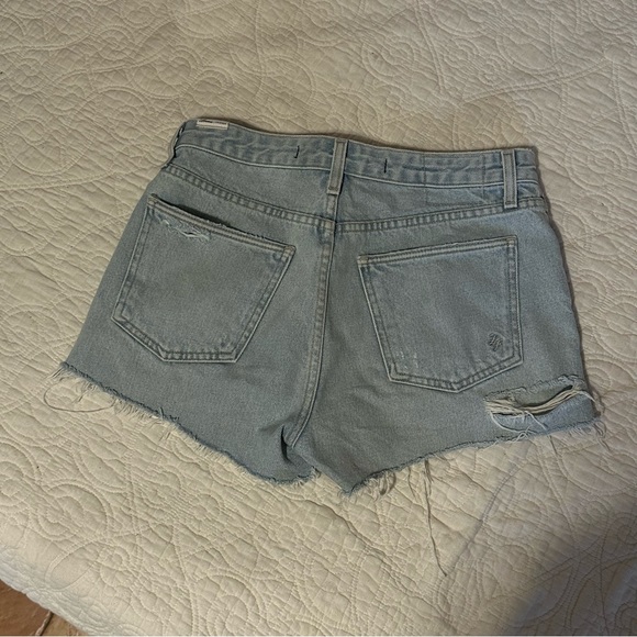 Revolve lovers and friends shorts - Picture 2 of 4